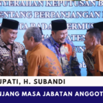 YouTube Thumbnail Berita Terkini Simpel Cokelat_20240730_185641_0000