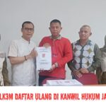 Hitam & Merah Minimalis Cerita Horor YouTube Thumbnail_20240816_195954_0000