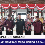 YouTube Thumbnail Berita Terkini Simpel Cokelat_20240801_194117_0000