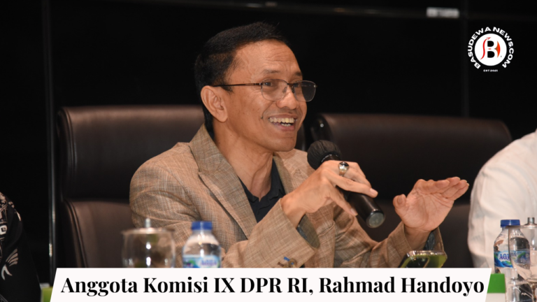 YouTube Thumbnail Berita Terkini Simpel Cokelat_20240809_084208_0000