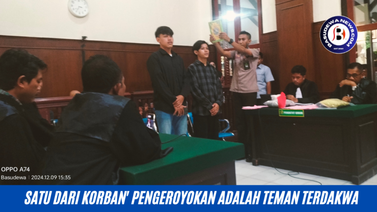 Hitam & Hijau Fotosentris Kanal Kisah Misteri Youtube Thumbnail_20241209_214515_0000