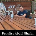 Thumbnail YouTube Hitam Hijau Limau Putih Gelap Profesional Berita Umum_20250303_162256_0000