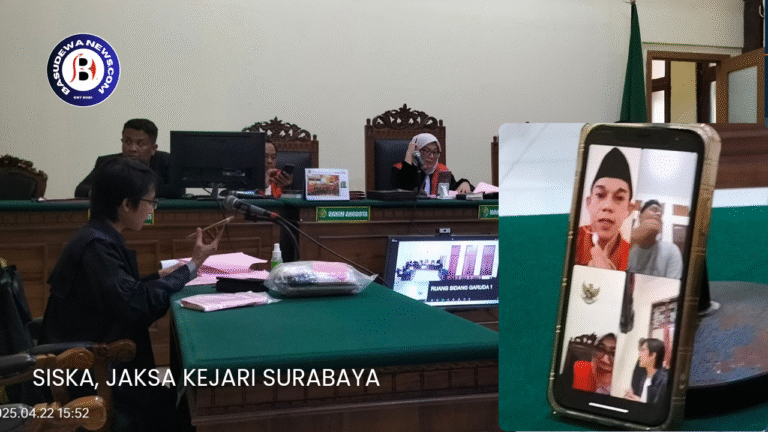 Thumbnail YouTube Travel Vlog Yogyakarta Modern Biru Oranye_20250423_102745_0000