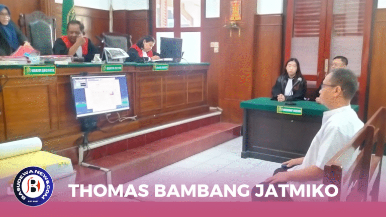 Merah Biru Fotosentris Kampanye Thumbnail Youtube_20250728_190624_0000