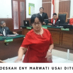 Hitam & Merah Fotosentris Kanal Misteri Youtube Thumbnail_20250926_101622_0000